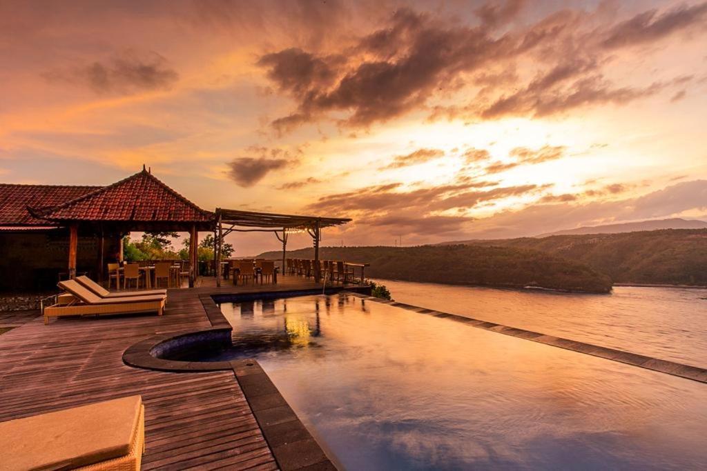 Ceningan Cliff Cottages Nusa Lembongan  Exterior photo
