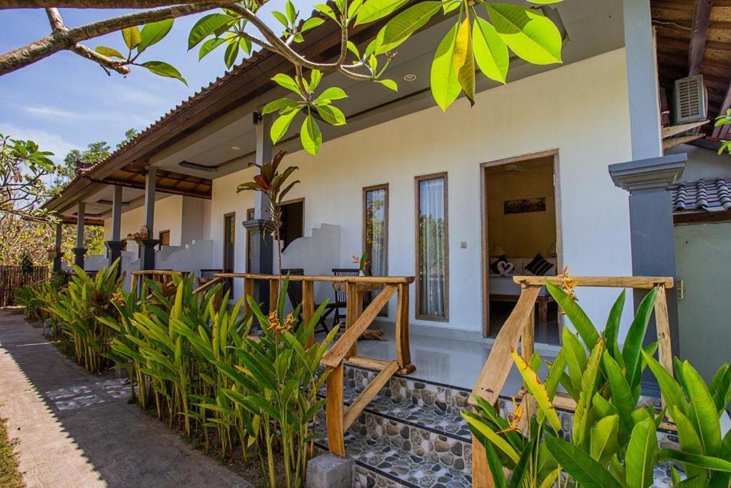 Ceningan Cliff Cottages Nusa Lembongan  Exterior photo